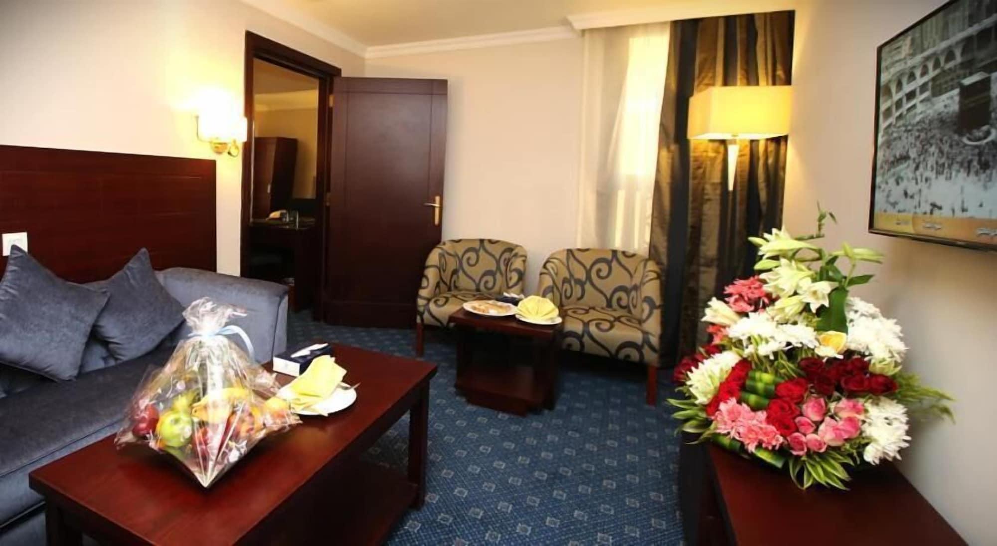 Al Aqeeq Al Rawda Hotel By Sedra International マディーナ エクステリア 写真